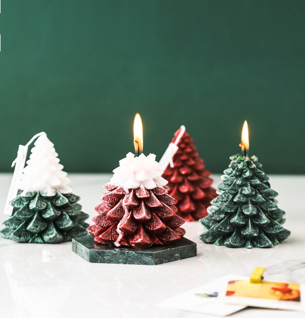 christmas tree smelling candles